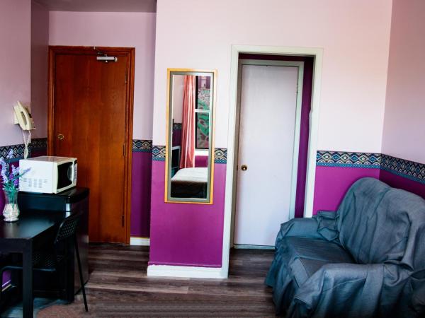 Hotel Casa Bella : photo 4 de la chambre chambre lit queen-size