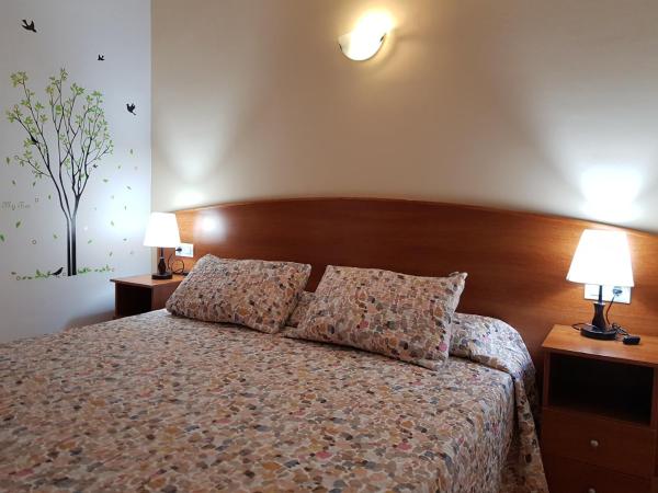 Hostal Mary -Adults Only 18 and up : photo 10 de la chambre chambre double