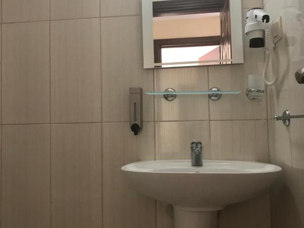 Murat Apart Hotel : photo 1 de la chambre chambre double - vue sur piscine