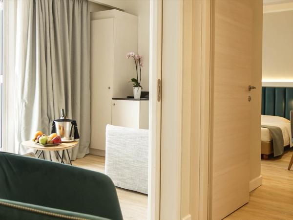 Athens Cypria Hotel : photo 6 de la chambre suite junior avec balcon