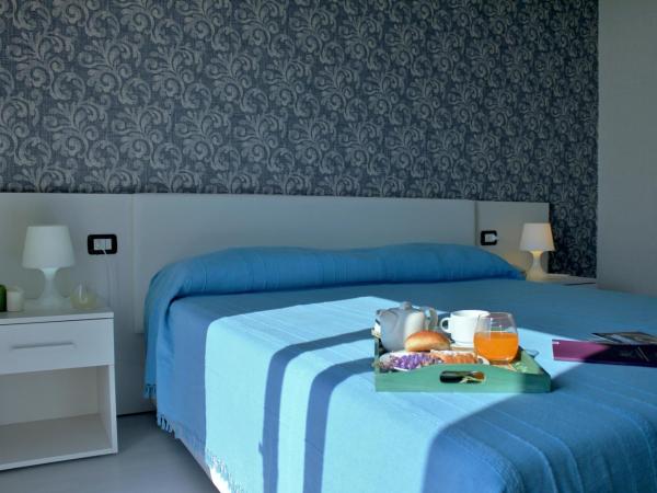 Hotel Baia Azzurra : photo 3 de la chambre chambre double ou lits jumeaux