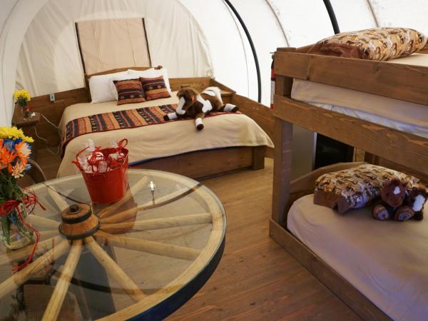 Orr Family Farm & RR, LLC : photo 1 de la chambre glamping wagon 1