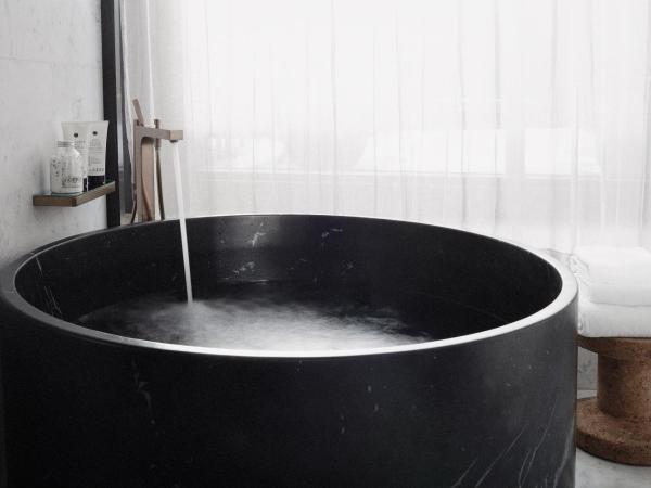 At Six : photo 6 de la chambre suite présidentielle