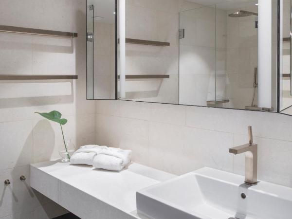 At Six : photo 1 de la chambre chambre lit king-size standard