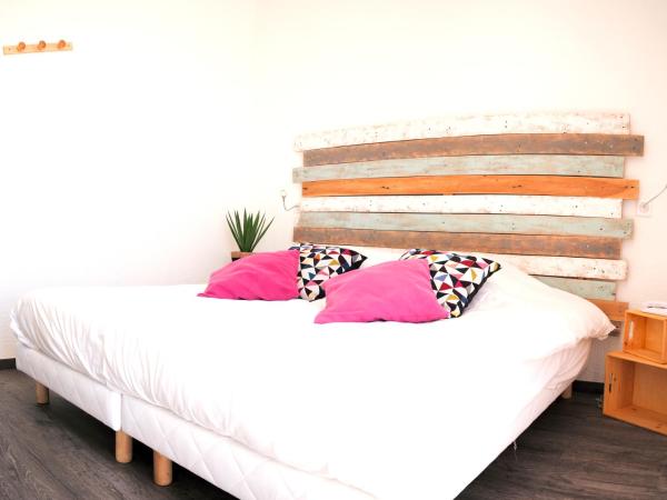 Sunrise Beach Hotel : photo 2 de la chambre chambre double - vue sur mer