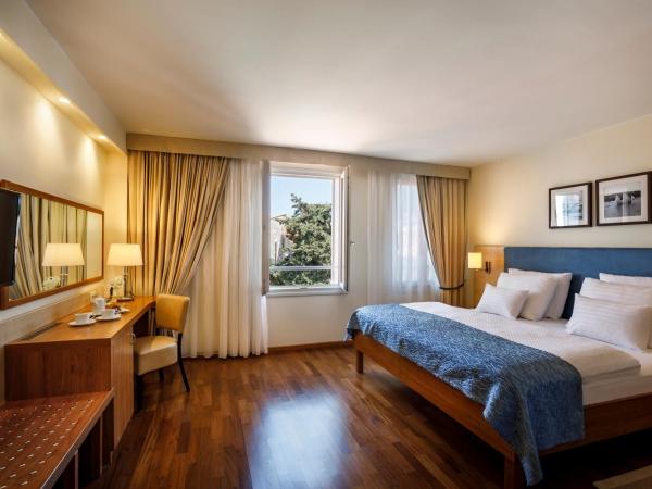 Valamar Riviera Hotel & Residence : photo 1 de la chambre room for 2 old town view - hotel