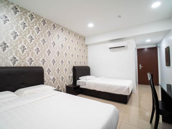 Crystal Garden Hotel (Tasik Selatan) : photo 1 de la chambre chambre triple supérieure