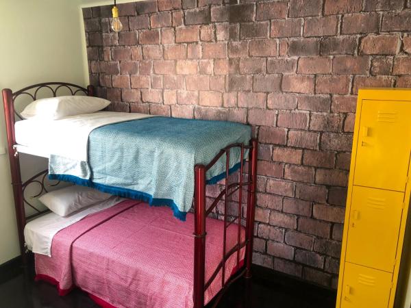 Casa Eufemia Hostel type : photo 5 de la chambre lit superposé dans dortoir pour femmes 