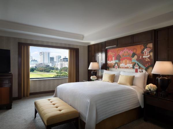 Anantara Siam Bangkok Hotel : photo 1 de la chambre suite siam avec petit-déjeuner