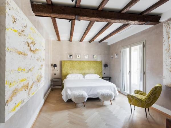 Galleria Vik Milano - Townhouse Galleria - Small Luxury Hotels of the World : photo 7 de la chambre chambre de luxe - vue sur cour