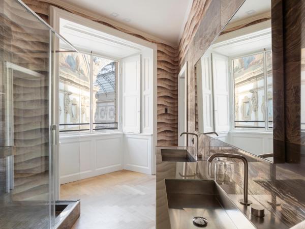 Galleria Vik Milano - Townhouse Galleria - Small Luxury Hotels of the World : photo 8 de la chambre grande chambre - galerie