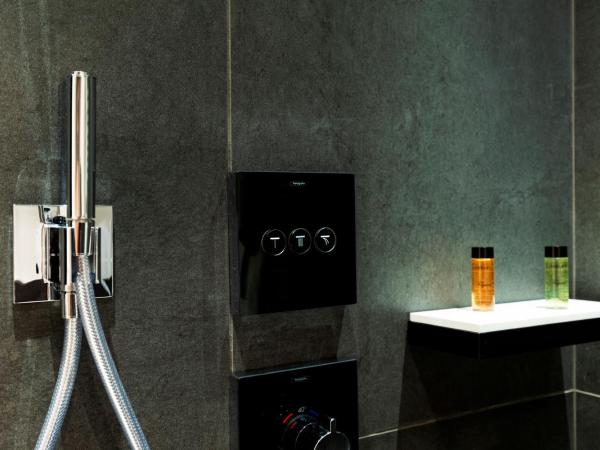 Amadomus Luxury Suites : photo 8 de la chambre chambre double deluxe