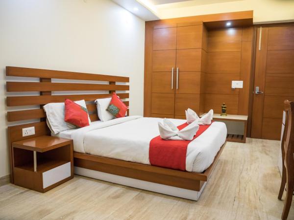 SM Palace (Near Apollo Hospital) : photo 9 de la chambre chambre double deluxe