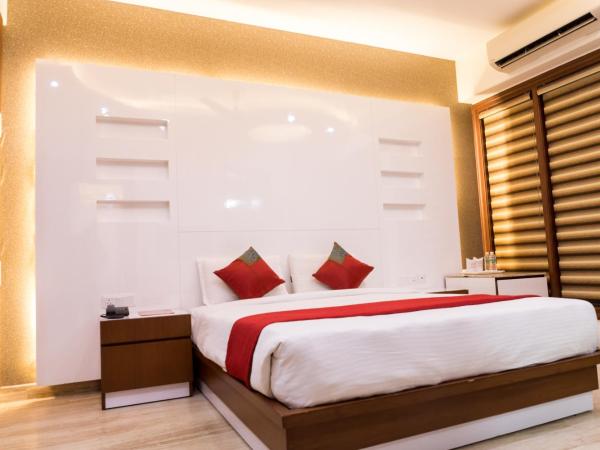 SM Palace (Near Apollo Hospital) : photo 7 de la chambre chambre lit king-size