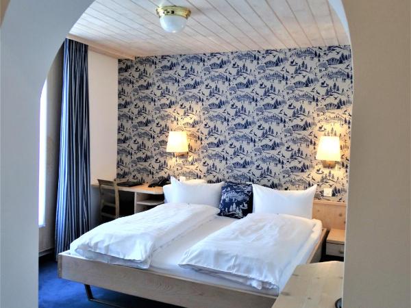 Hotel Bündnerhof : photo 3 de la chambre chambre double supérieure