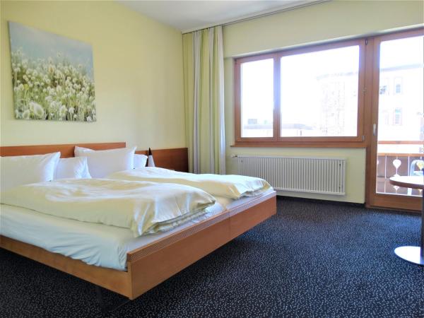 Hotel Bündnerhof : photo 6 de la chambre chambre double supérieure