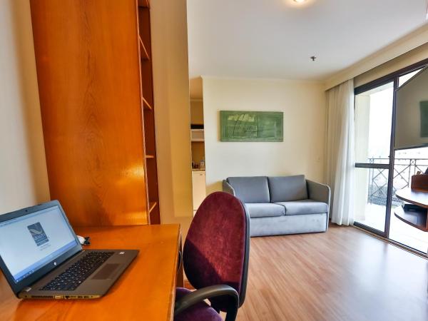 Quality Suites Vila Olimpia : photo 4 de la chambre suite deluxe (3 adultes)