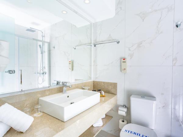 Rhodos Horizon City-Adults Only : photo 2 de la chambre chambre double