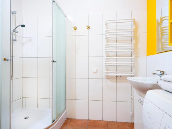 Pokoje Bagatela Stare Miasto : photo 6 de la chambre suite 2 chambres avec canapé-lit - 2/4a podwale street