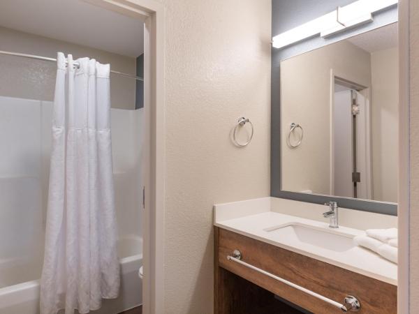 Extended Stay America Premier Suites - Charlotte - Pineville - Pineville Matthews Rd. : photo 7 de la chambre one bedroom suite with one king bed non-smoking