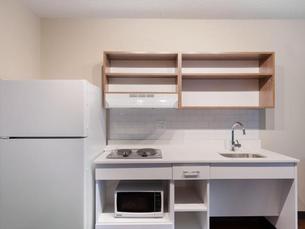 Extended Stay America Premier Suites - Charlotte - Pineville - Pineville Matthews Rd. : photo 8 de la chambre suite 1 chambre lit king-size - accessible aux personnes à mobilité réduite - non-fumeurs