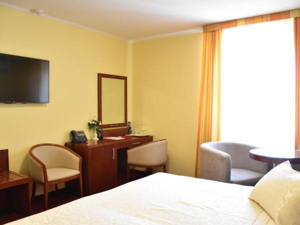 Villa Riva : photo 10 de la chambre chambre double ou lits jumeaux confort 