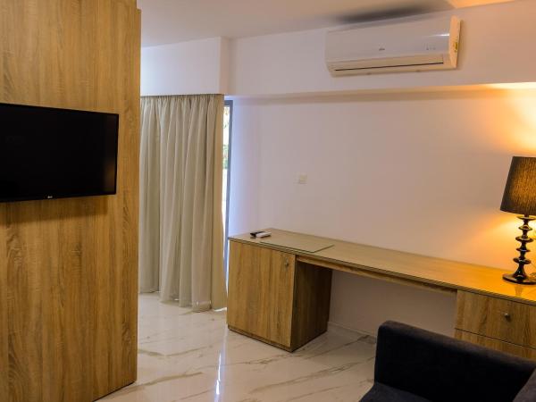 Island Dreams Rooms & Suites : photo 7 de la chambre suite familiale