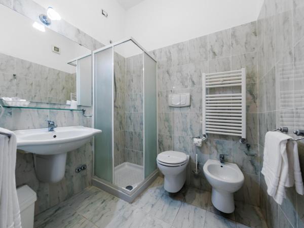 Ischia Dream Sunset : photo 6 de la chambre chambre familiale avec terrasse 