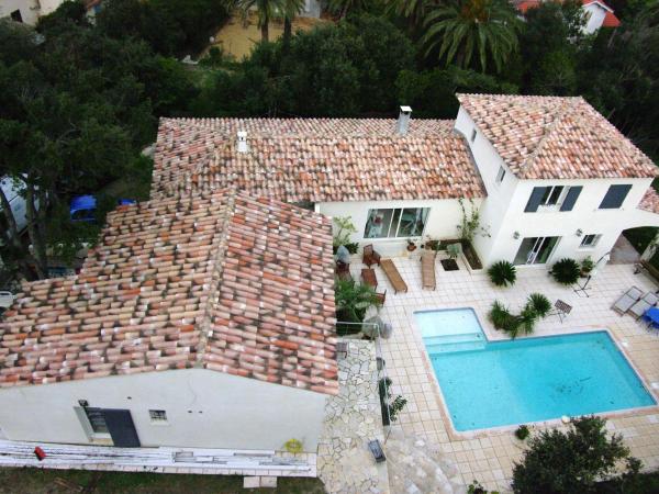 ChambreStudio bord de mer, Piscine et SPA : photo 7 de la chambre chambre deluxe (2 adultes + 1 enfant)