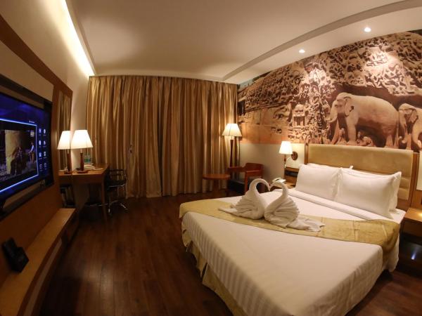 Regenta Central RS Chennai OMR SIPCOT : photo 9 de la chambre deluxe twin / king room with 15% discount on food and soft beverages