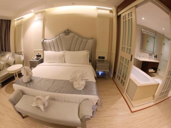 Regenta Central RS Chennai OMR SIPCOT : photo 9 de la chambre king suite with 15% discount on food and soft beverages