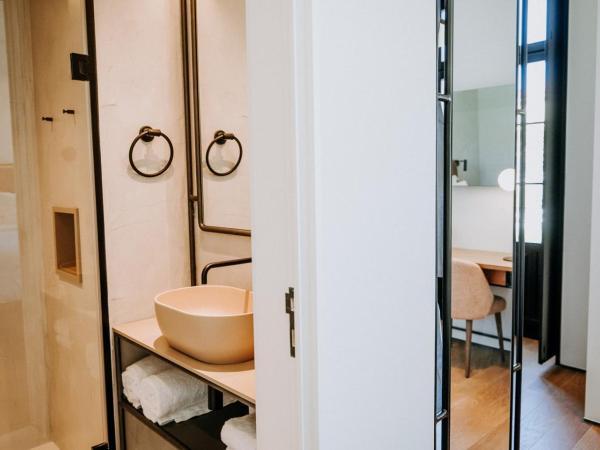 Exmo Hotel by Olivia : photo 4 de la chambre chambre cosy - vue sur ville