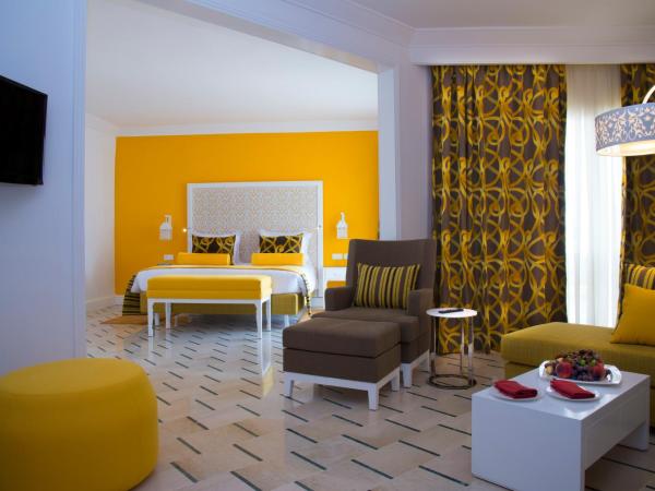Radisson Blu Resort & Thalasso Hammamet : photo 5 de la chambre suite junior avec balcon - vue sur mer