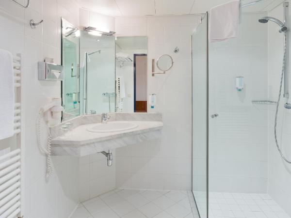 Vienna Sporthotel : photo 3 de la chambre chambre triple confort