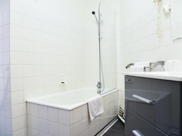 Hotel l'Europe - Cholet Gare : photo 8 de la chambre chambre double
