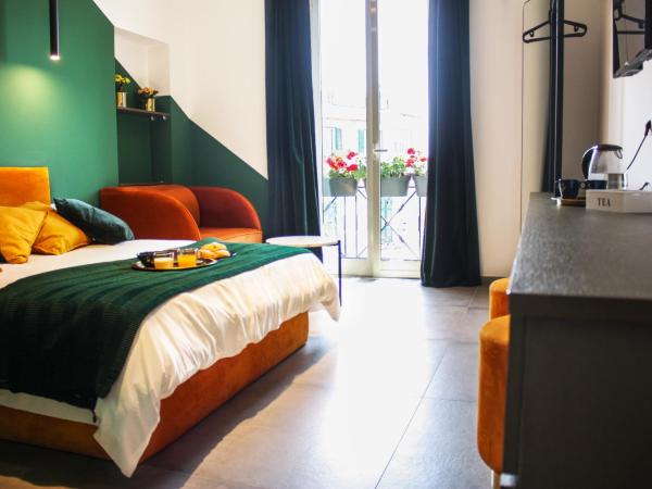 Nacu 90 : photo 7 de la chambre chambre double supérieure avec balcon - vue sur mer