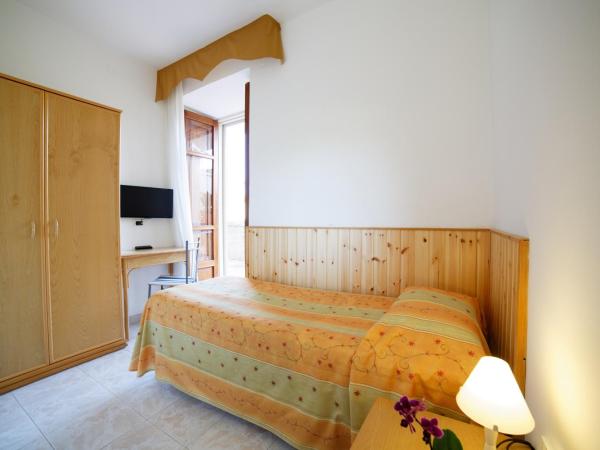 Hotel La Mandorla : photo 4 de la chambre chambre simple Économique