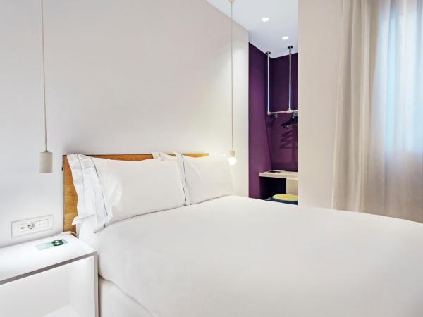 One Shot Prado 23 : photo 5 de la chambre chambre double ou lits jumeaux Économique