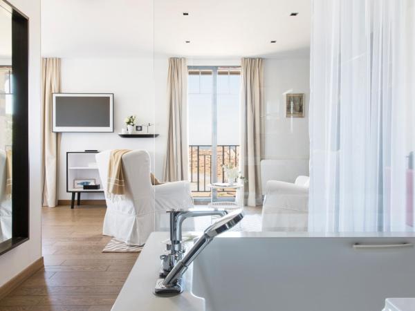 Castel Beau Site : photo 4 de la chambre suite - vue sur mer