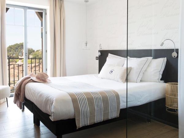 Castel Beau Site : photo 2 de la chambre chambre double premium – vue sur mer