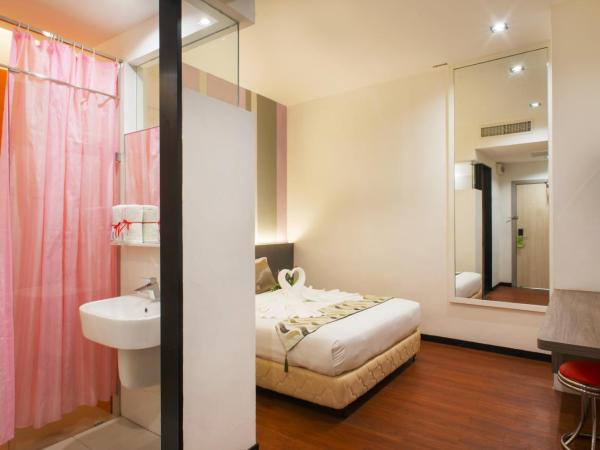 Yan Hotel : photo 7 de la chambre chambre de luxe avec fenêtre