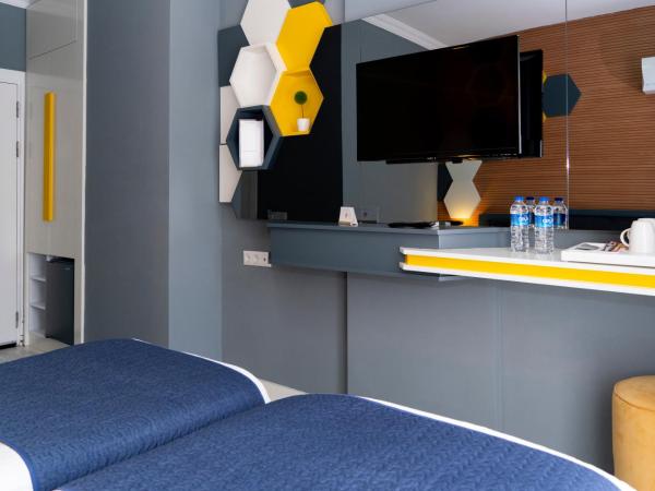 Letstay Hotel - Adults Only : photo 8 de la chambre chambre standard