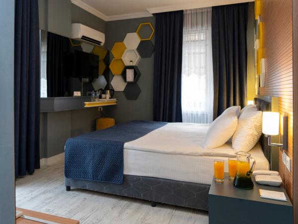 Letstay Hotel - Adults Only : photo 5 de la chambre chambre standard