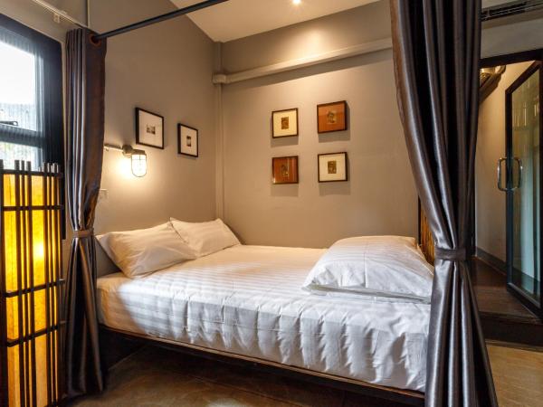 Hostel One Art and Gallery : photo 1 de la chambre lit dans dortoir mixte de 8 lits 