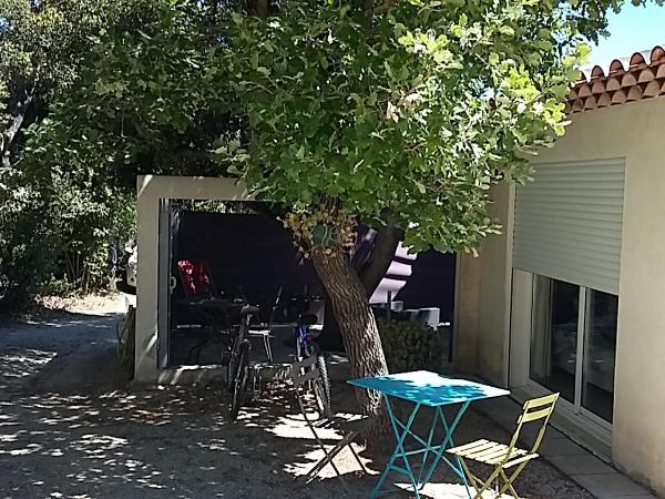 ChambreStudio bord de mer, Piscine et SPA : photo 9 de la chambre chambre deluxe (2 adultes + 1 enfant)