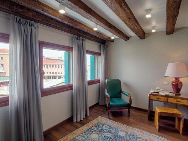 Hotel Santa Chiara : photo 6 de la chambre suite avec vue sur le grand canal