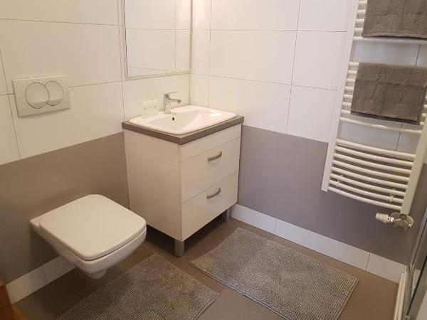Piacsek Apartmanház : photo 7 de la chambre appartement