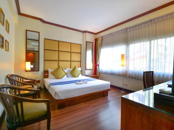 Grand Business Inn : photo 3 de la chambre suite premier