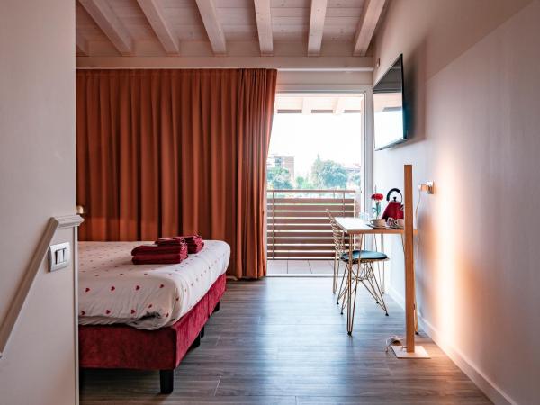 Alla Riva : photo 5 de la chambre chambre double avec balcon