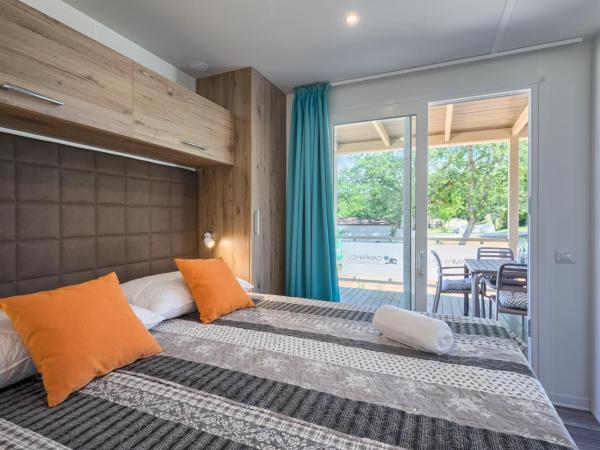 Mobile Homes - Lanterna Premium Camping Resort : photo 7 de la chambre mobile home family prestige